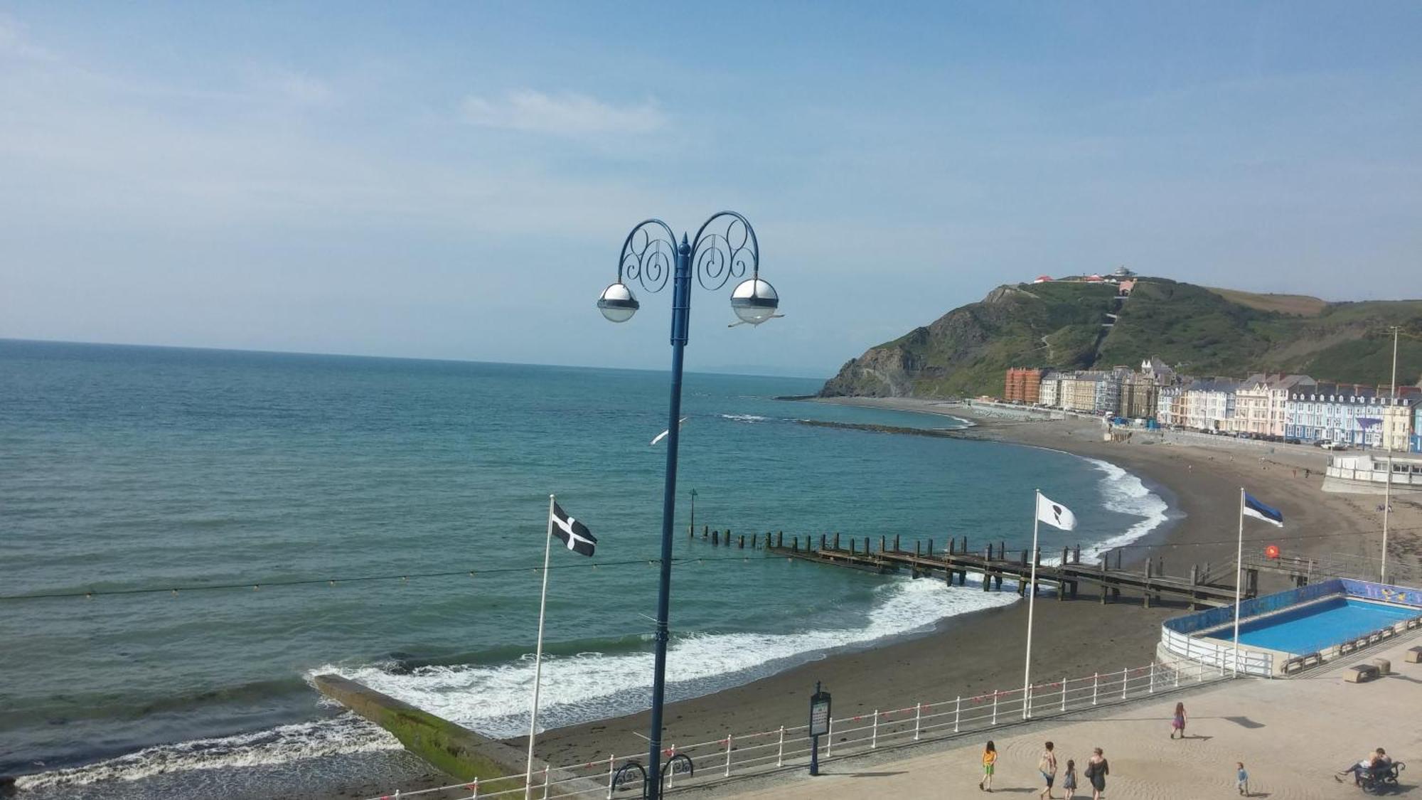 Awel Mor Holiday Apartment Aberystwyth Zimmer foto